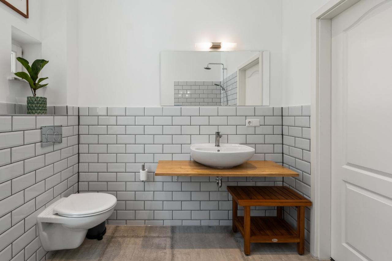 The Tieckstr Loft For Up To 7 People With 2 Bathrooms Berlin Exterior photo